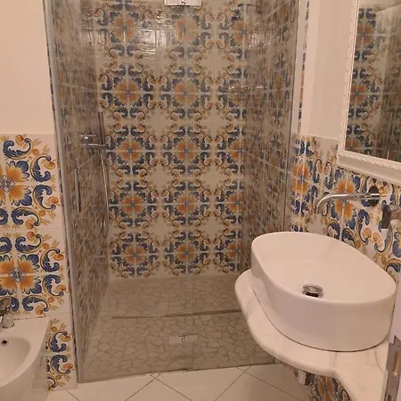 Tre Re Via Marina Grande,264 卡普里